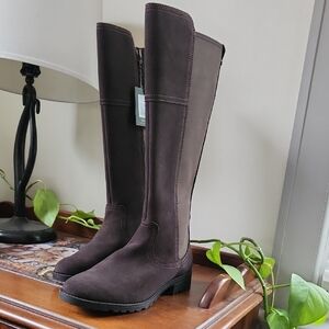 Ariat Dark Brown Women's Winter Boots
